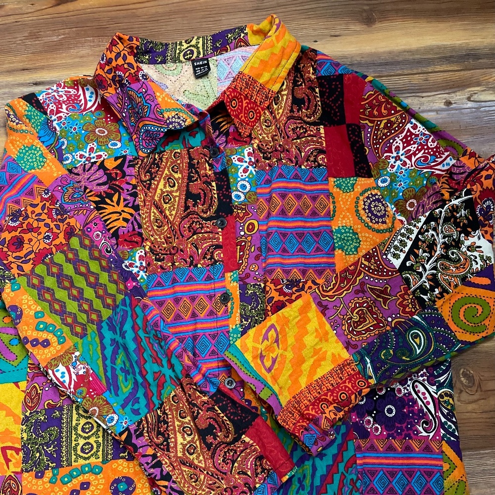 Colorful long sleeve shirt